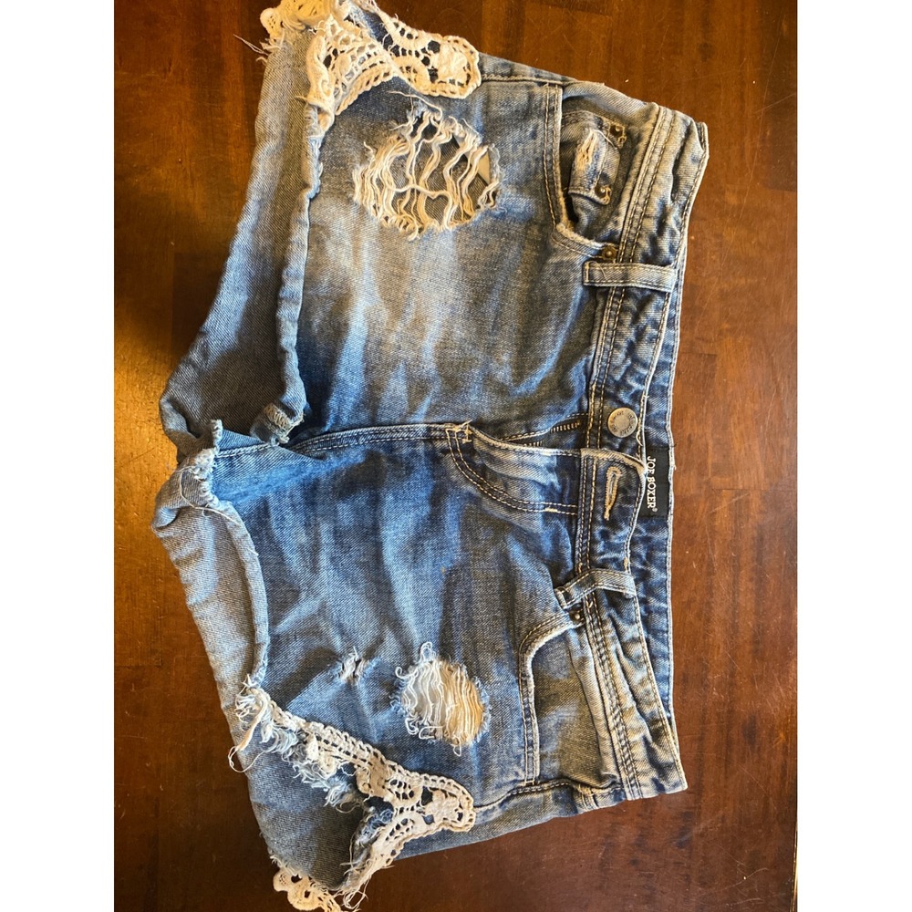 Joe Boxer Womens Distressed Denim‎ Shorts Light Wash Crochet Lace Trim Size 3